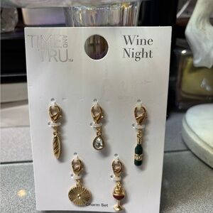 Time and Tru Gold Wine Charm Set with Green Bottle and Clear Crystal
